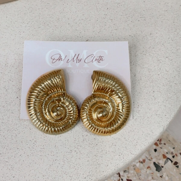 Spiral Gold Shell
